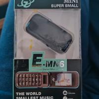 Micro cellulare E-MN6 funzionante 