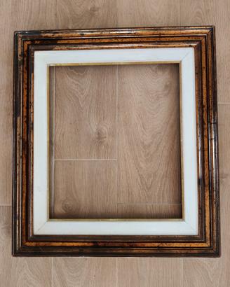 Cornice per quadri in legno