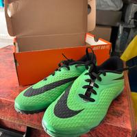 Scarpa Nike da calcetto Hypervenom verde nero
