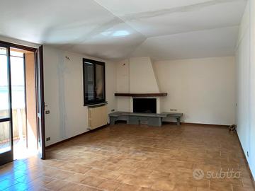 Trilocale di 110 mq con terrazzi e possibilità box