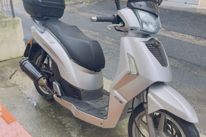Kymco People S 200i