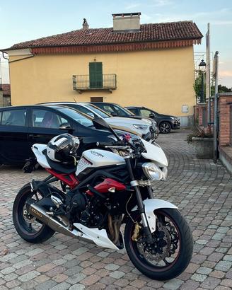 Triumph street triple 675r