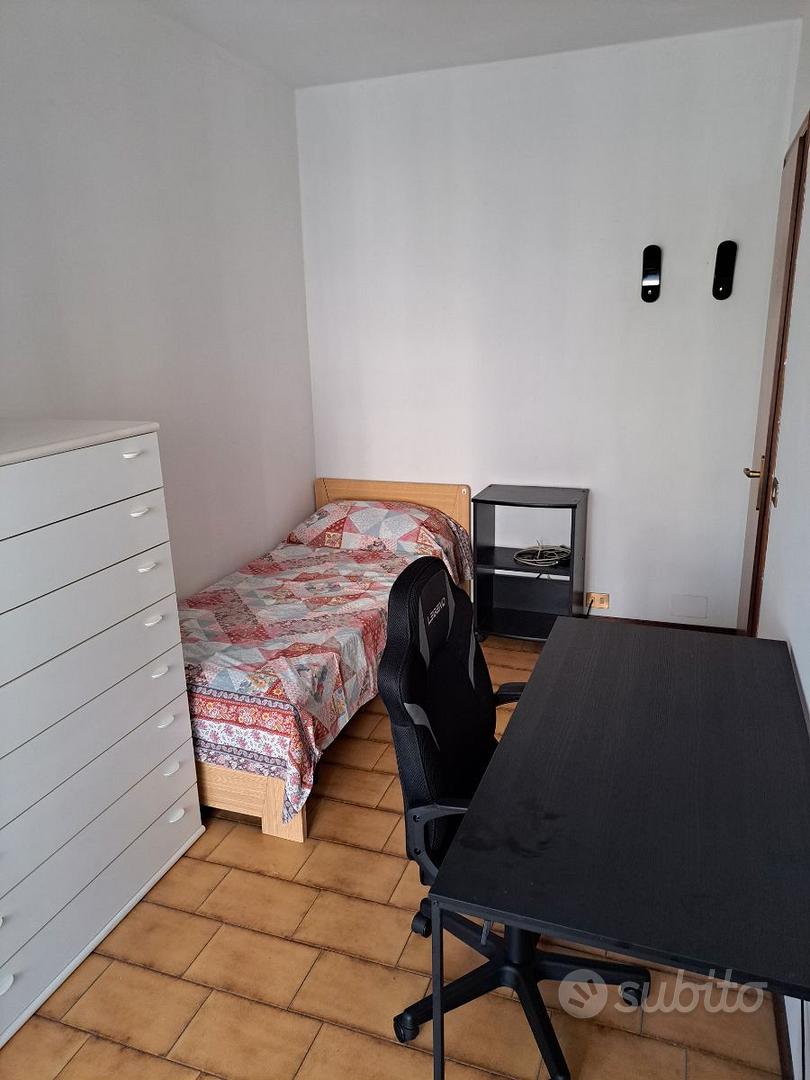 appartamento con 3 camere singole per studenti - Camere/Posti letto In ...
