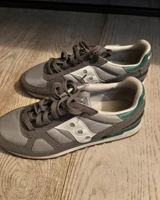 Saucony