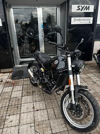 Benelli Leoncino 500 ANNO 2022
