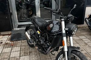 Benelli Leoncino 500 ANNO 2022