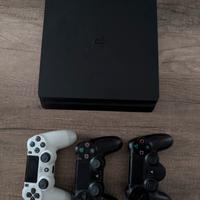 PS4 Slim + 3 controller originali Sony 