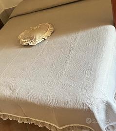 Trapuntino matrimoniale con cuscino