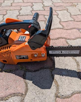 Motosega da potatura compatto 25cc nuova mai usata