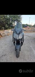 Yamaha XMAX 300 Tech MAX (2021) – Solo 8.700 km!