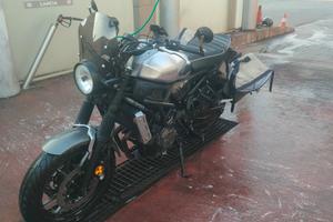 Yamaha xsr 700