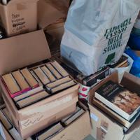 Libri thriller/fantascienza 