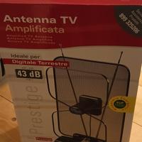 Antenna TV amplificata 