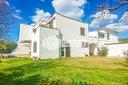 ampia-villa-quadrifamiliare-con-giardino-zona-escl