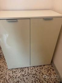 armadietti a due ante e ad un'anta