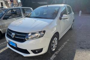 Dacia Sandero 2013