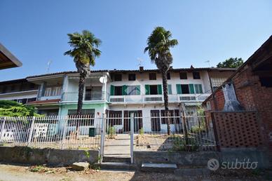 CASA SEMINDIPENDENTE A AZEGLIO