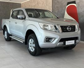 Nissan Navara Double Cab Navara 2.3 dci d.cab Acen