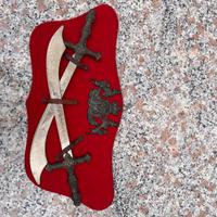 Spade e stemma da parete