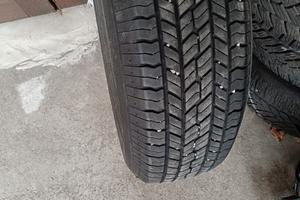 1 pneumatico Yokohama 215/70r16 100h