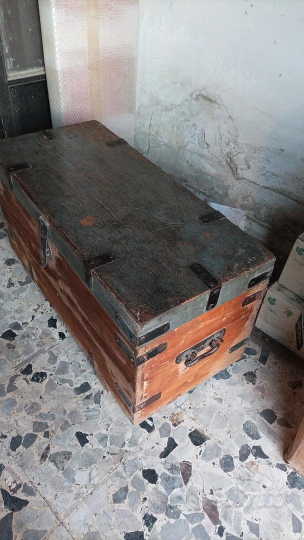 Baule vintage verde con dettagli dorati - Arredamento e Casalinghi In  vendita a Foggia