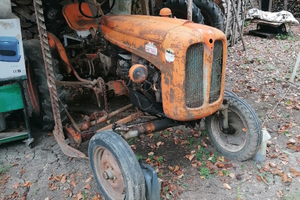 Trattore Fiat 211