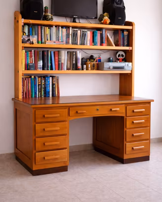 scrivania + libreria