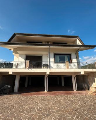 Villa di ampia metratura