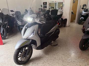 Piaggio Beverly 300 S