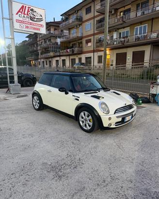 Mini 1.6 16V Cooper Salt