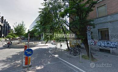 Box a Milano Via AMPERE 1 locali