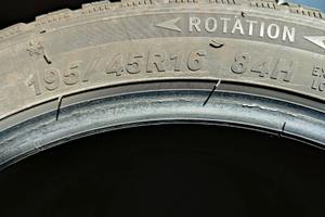 Gomme 195-45 R16 84H