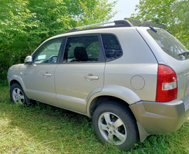 Vendo Tucson buono stato ma motore inchiodato