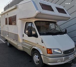 LAIKA ECOVIP 4 FORD 2.5 TD 5 POSTI DEL 1996