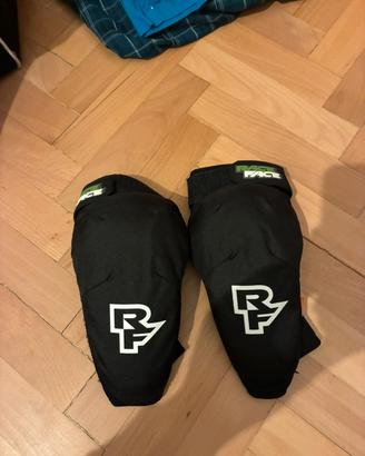 Gomitiere Race Face taglia L