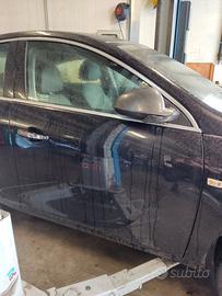 Porta anteriore dx nuda OPEL INSIGNIA del 2009