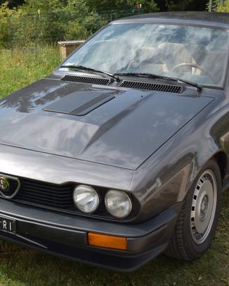Alfa Romeo GTV 6