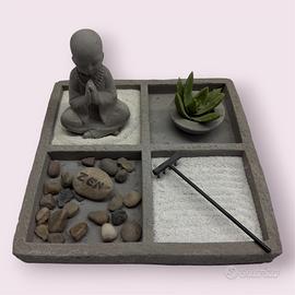 Giardino Zen da Tavolo con Statuetta Buddha e Acce
