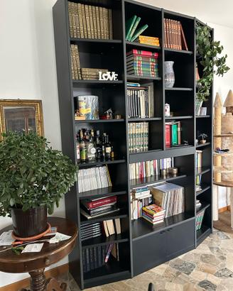 Libreria spaziosa