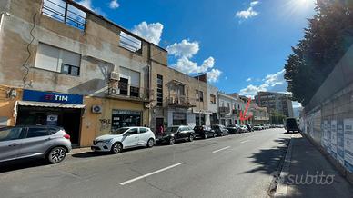 Locale com./art. in Viale Arsia, Carbonia