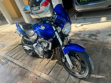 Honda hornet 600 del 2002