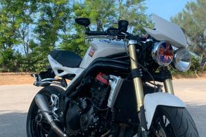 Triumph Speed Triple 1050
