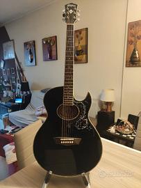 chitarra elettroacustica Washburn