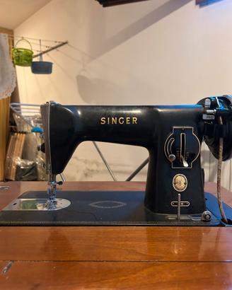 Macchina da cucire singer