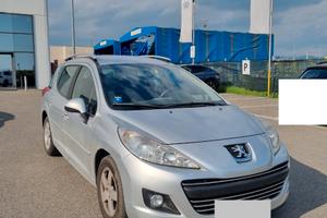 Peugeot 207 - 2015