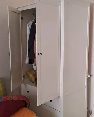 LETTO IKEA CON MATERASSO E ARMADIO IKEA
