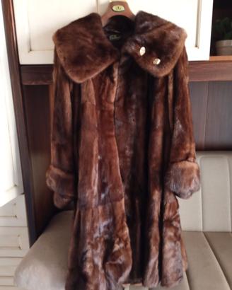 Cappotto di pelliccia in visone marrone