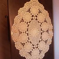 Centro ovale uncinetto artigianale vintage