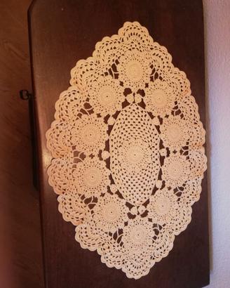 Centro ovale uncinetto artigianale vintage