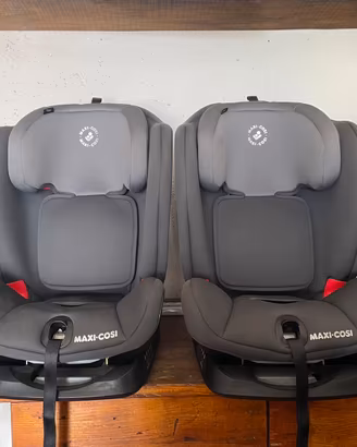 Seggiolini auto gruppo 1 2 3 Maxi Cosi Titan